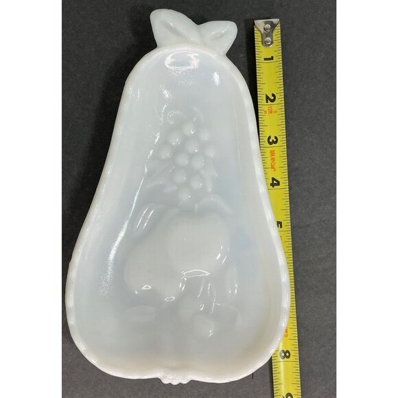 Vintage 1950s Hazel Atlas Pear Shaped Milk Glass Candy Dish - Picture 6 of 6